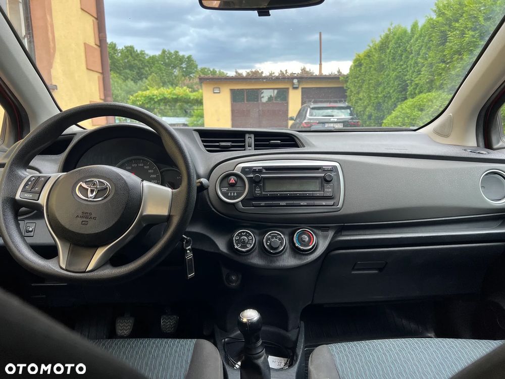 Toyota Yaris 1.0 Terra - 7
