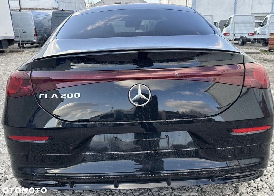 Mercedes-Benz CLA 200 mHEV 8G-DCT - 4
