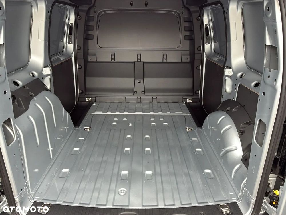 Volkswagen Caddy PanAmericana AUTOMAT 2.0 TDI 122KM, rozstaw osi: 2755 mm - 13