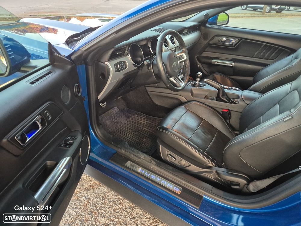 Ford Mustang 2.3 Eco Boost - 8