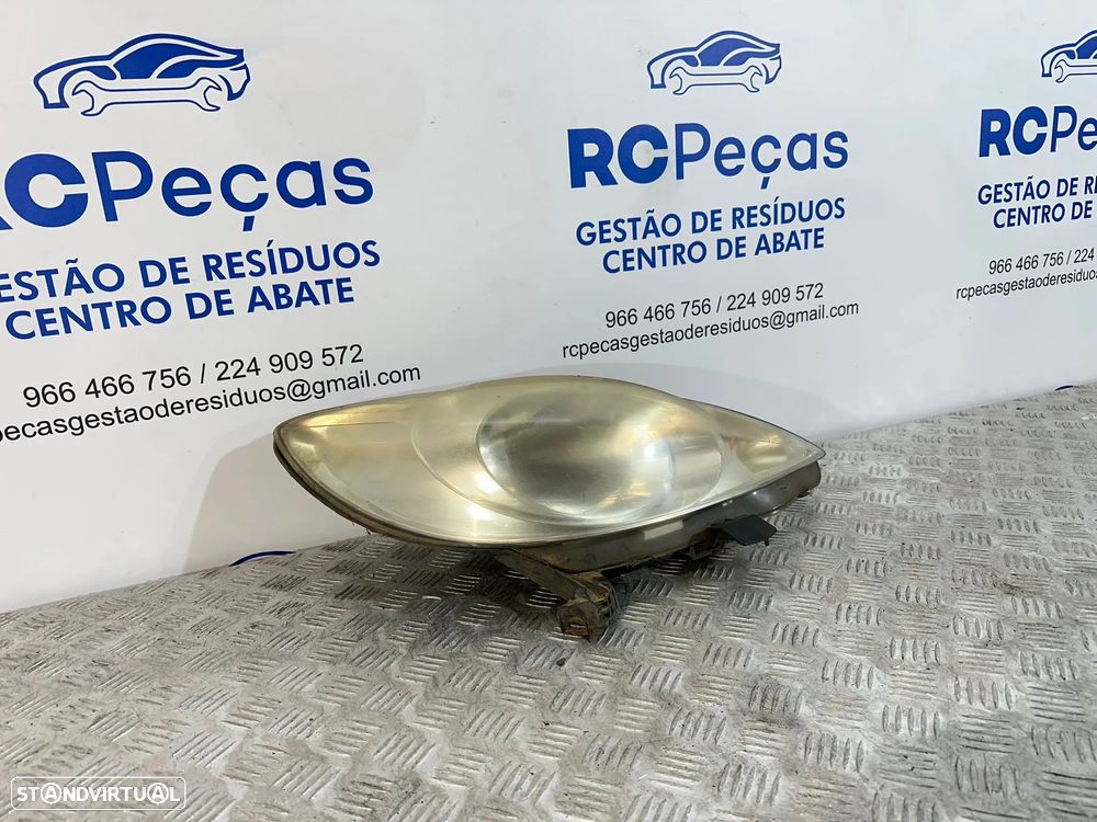 .Otica Farol Frente Frontal Direita Original 811100H040 89033105 PSA Peugeot 107 2005 - 2014 - 2
