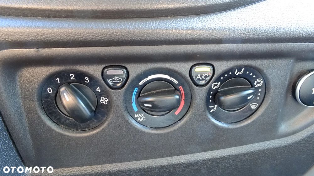 Ford Transit - 23
