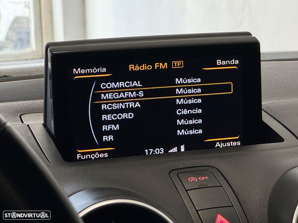 Audi A1 Sportback 1.4 TDI S tronic - 11