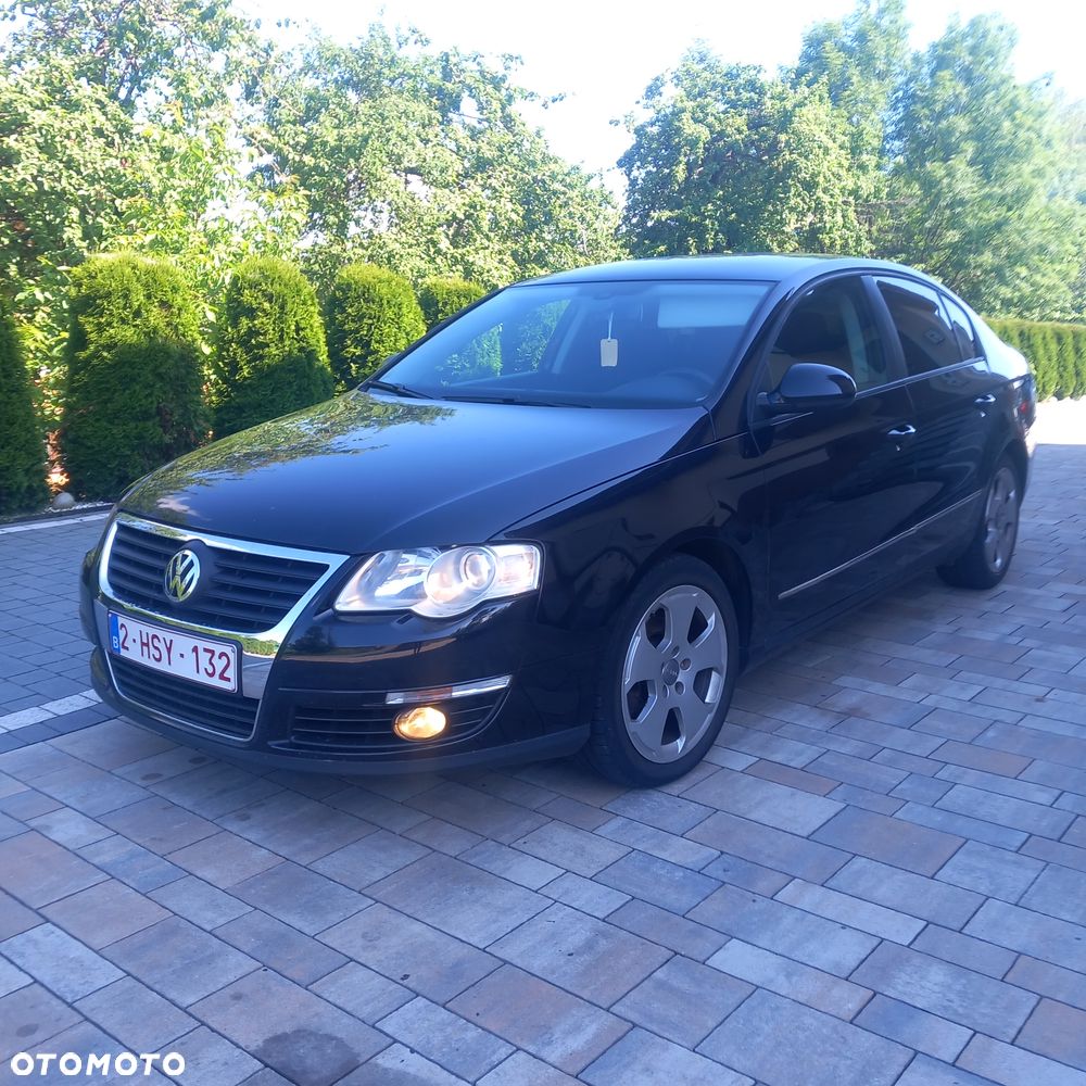 Volkswagen Passat 1.8 TSI R-Line Edition Plus - 1