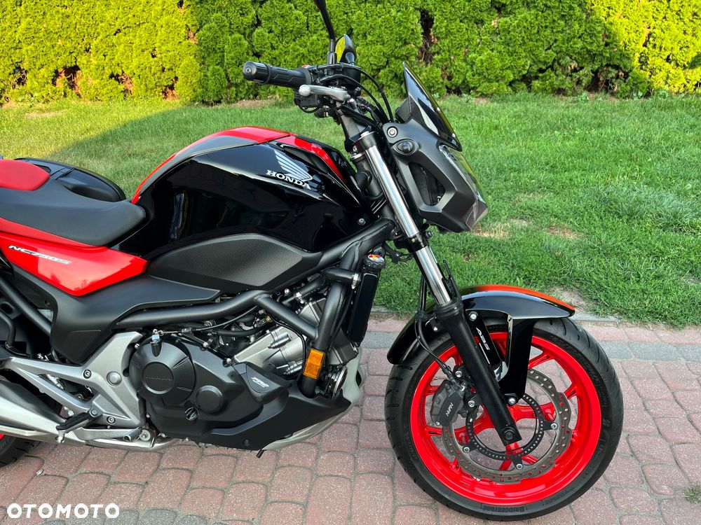 Honda NC - 16