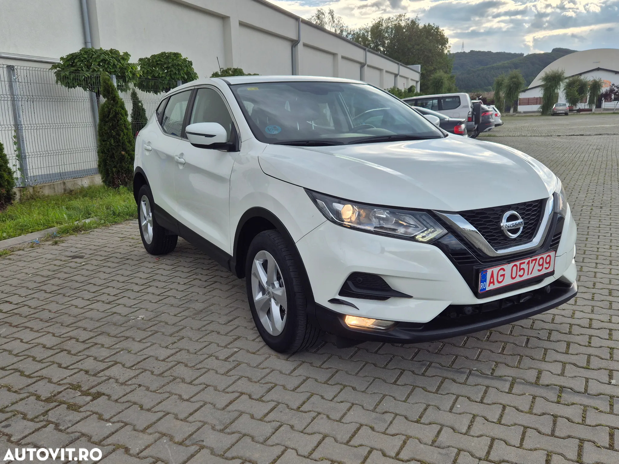 Nissan Qashqai 1.5 DCI N-CONNECTA - 3