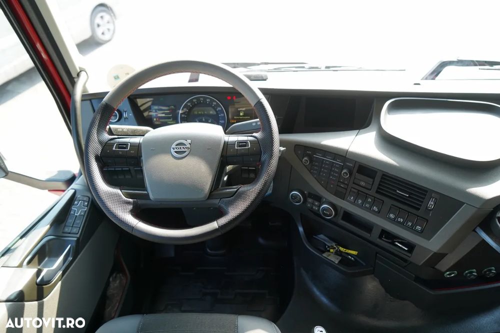 Volvo FH 460 / COMBINAȚIE TANDEM / 120 M3 / TRANSITION / I-SAVE / I-PARK COOL / DIRECȚIE CU RIDICARE AXLE / WIELTON / CORTINĂ ARMATĂ - 30