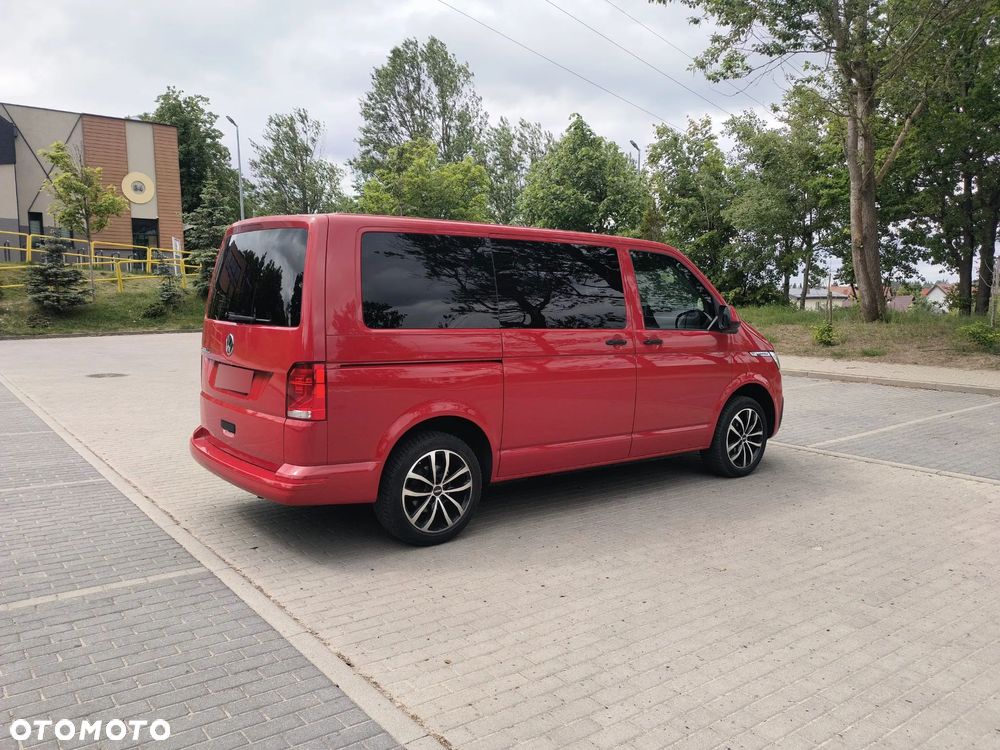 Volkswagen Caravelle - 5