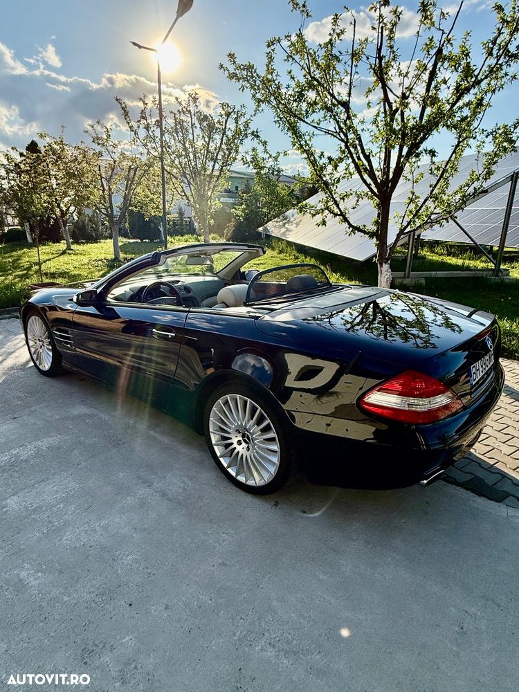 Mercedes-Benz SL - 32