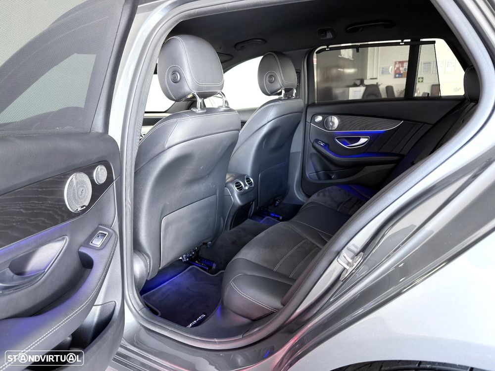 Mercedes-Benz C 300 de AMG Line - 27