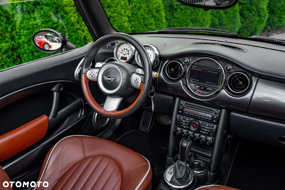 MINI Cooper Sidewalk - 30