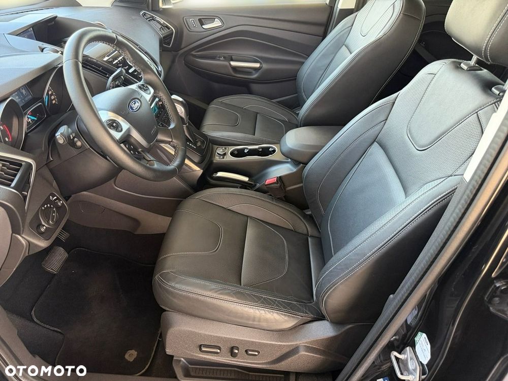 Ford Kuga - 15