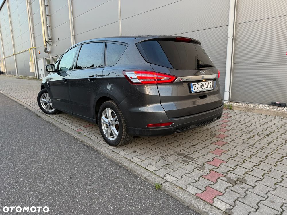 Ford S-Max - 19
