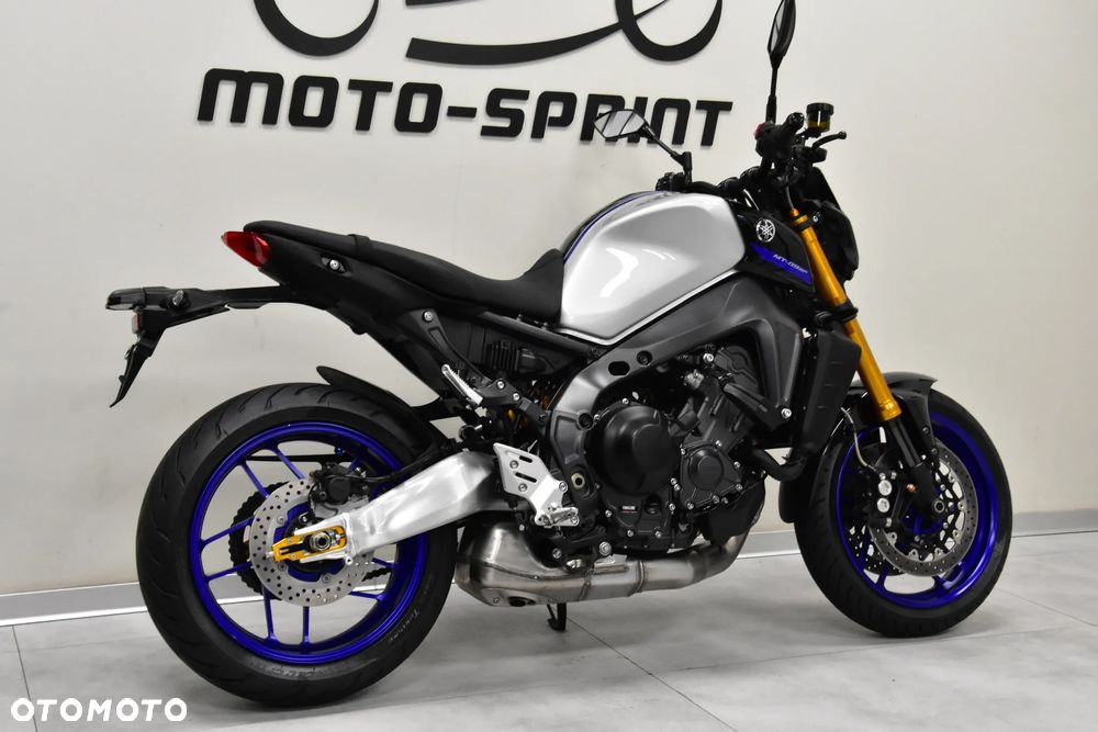 Yamaha MT - 6
