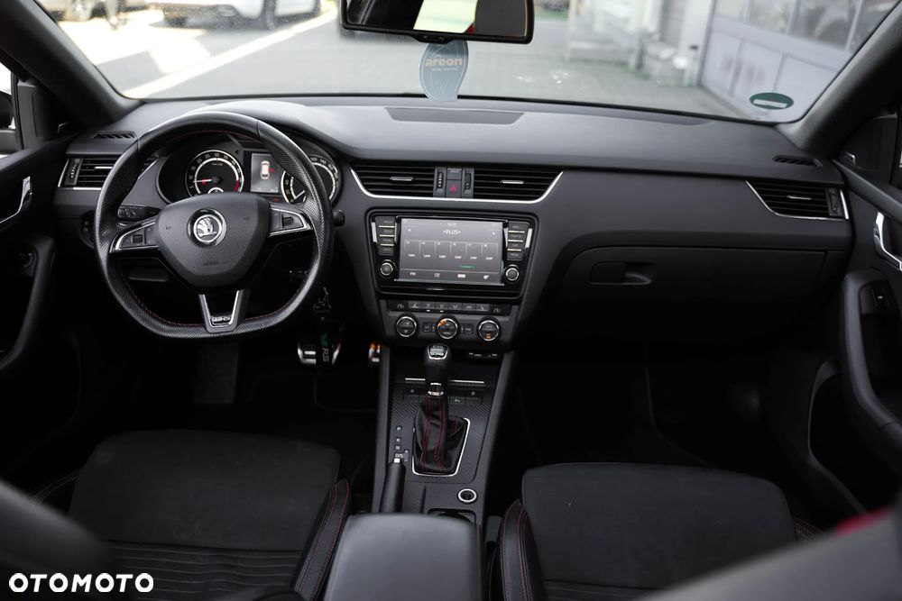 Skoda Octavia 2.0 TDI RS DSG - 28