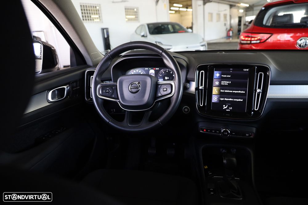 Volvo XC 40 1.5 T3 Momentum - 18