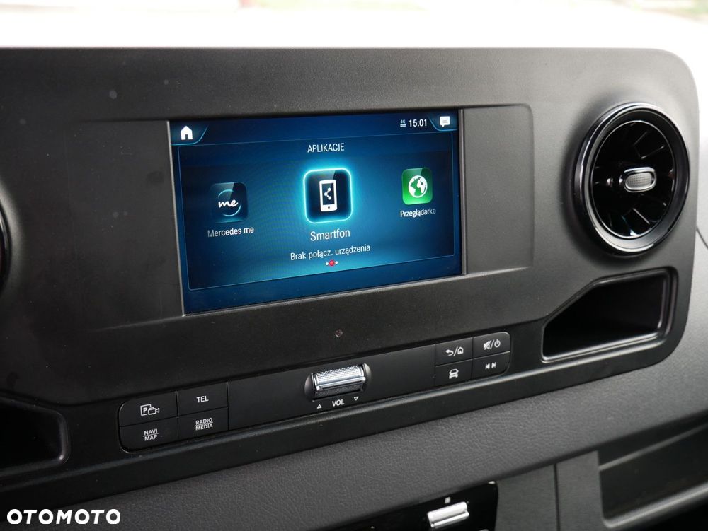 Mercedes-Benz Sprinter - 32