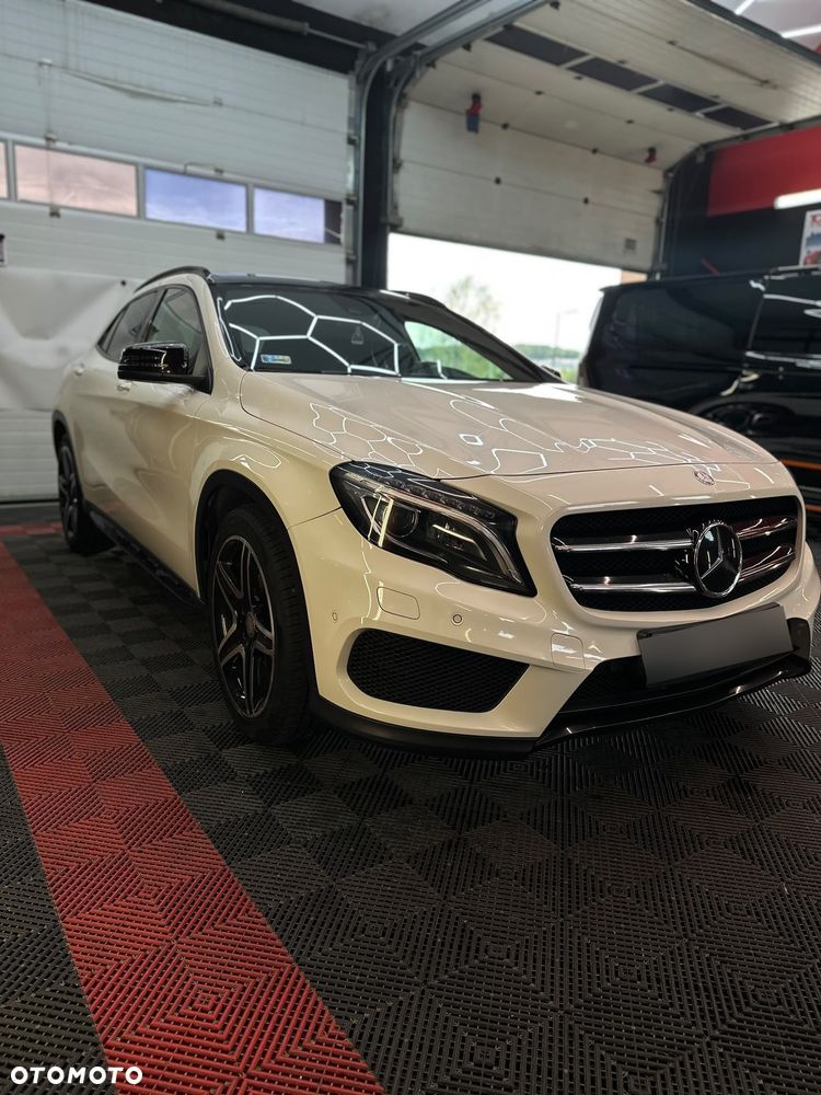 Mercedes-Benz GLA 250 4-Matic - 2