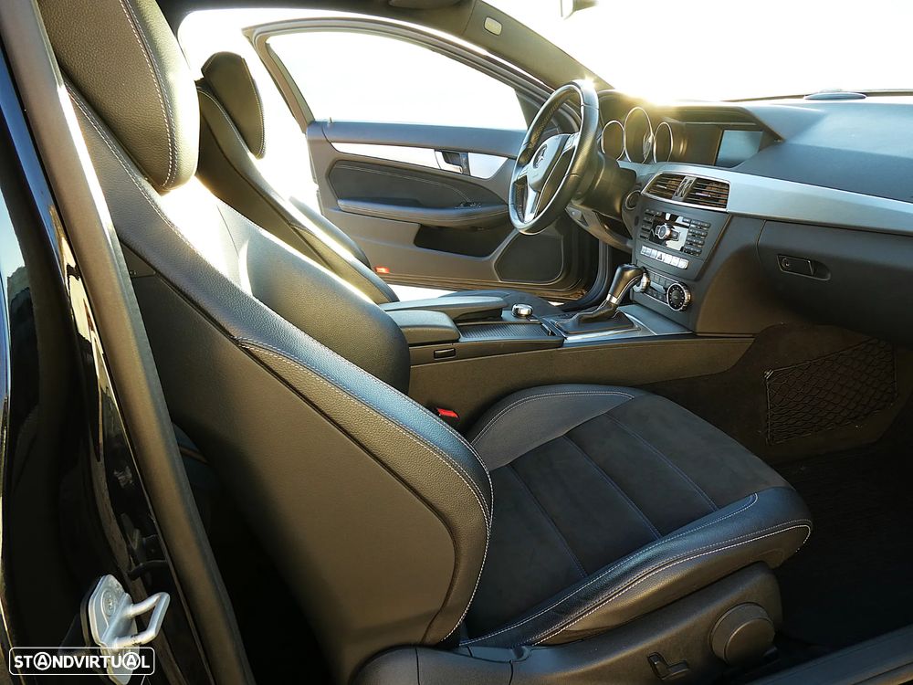 Mercedes-Benz C 180 7G-TRONIC AMG Line - 9