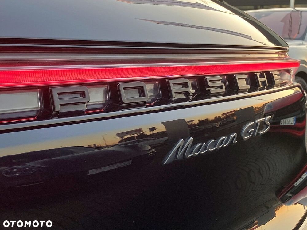 Porsche Macan - 29