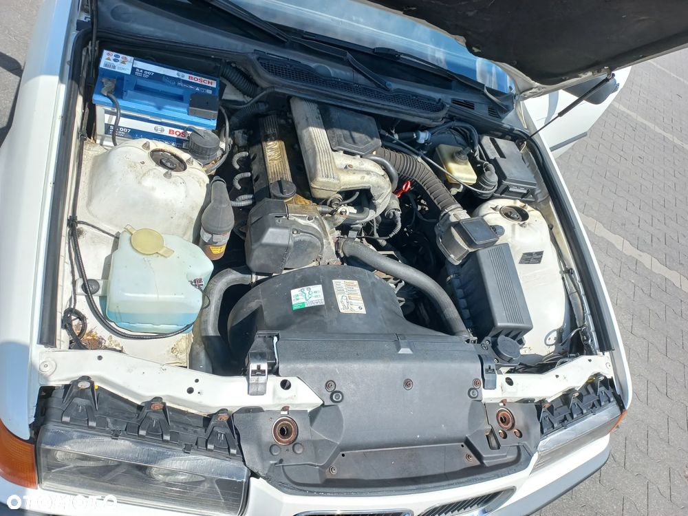 BMW Seria 3 - 15