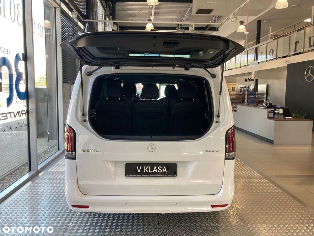 Mercedes-Benz Klasa V - 6