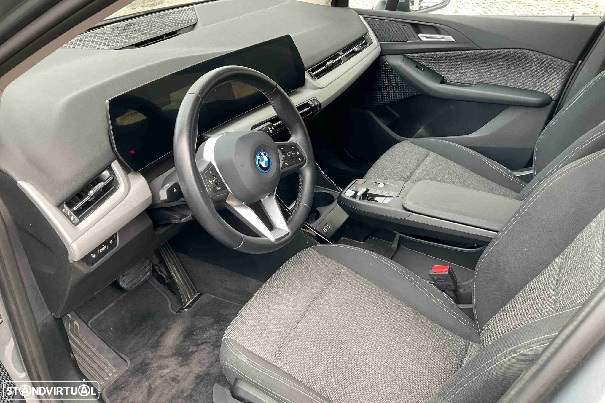 BMW 225xe Active Tourer - 7