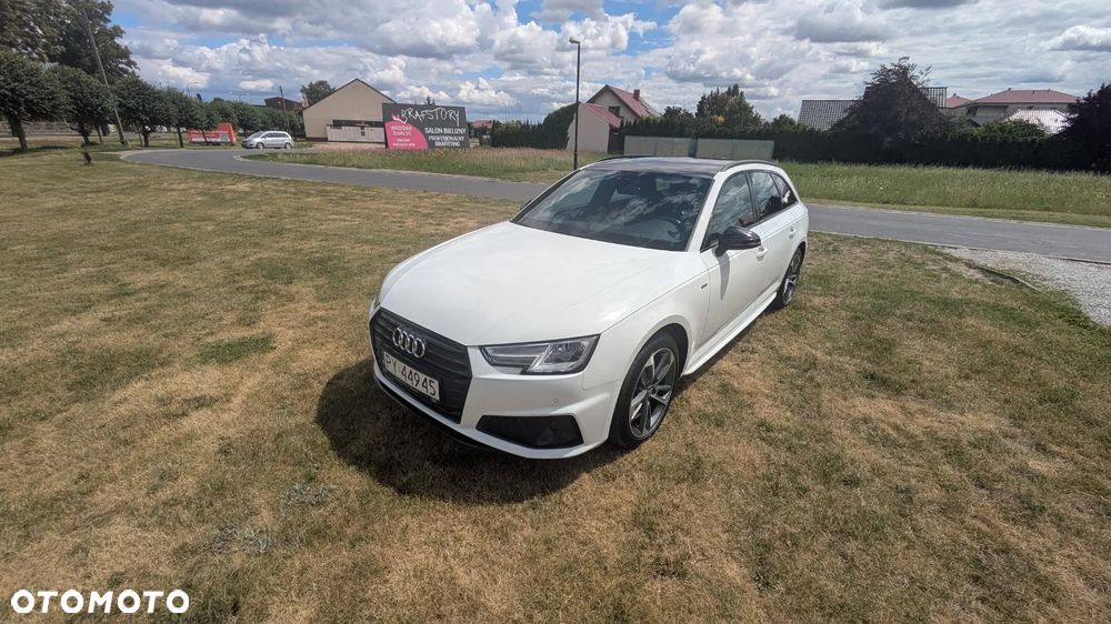 Audi A4 Avant 40 TFSI S tronic - 1