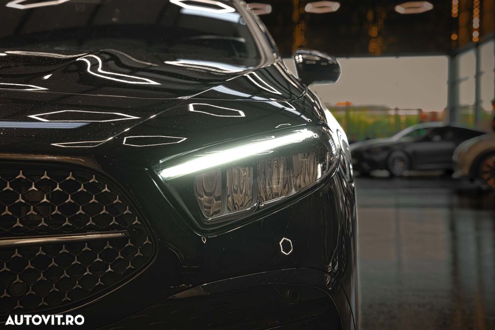 Mercedes-Benz A 180 Sedan 7G-DCT AMG Line - 30