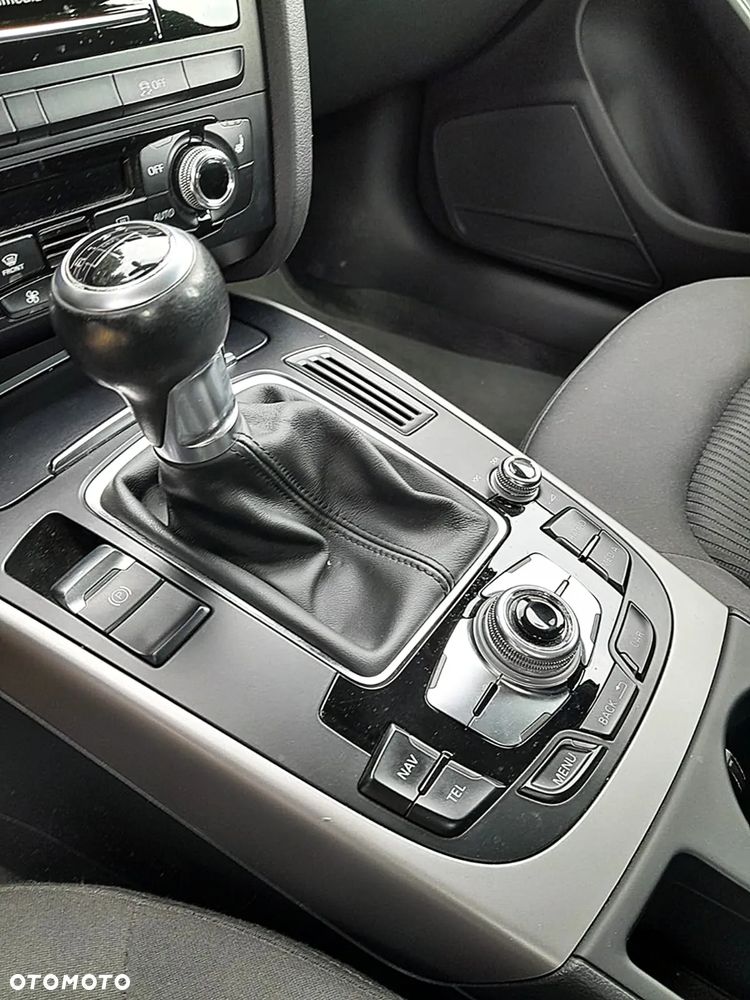 Audi A4 ver-1-8-tfsi-s-line-sportpaket - 29
