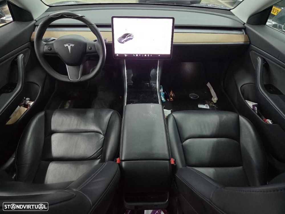 Tesla Model 3 Long-Range RWD - 4
