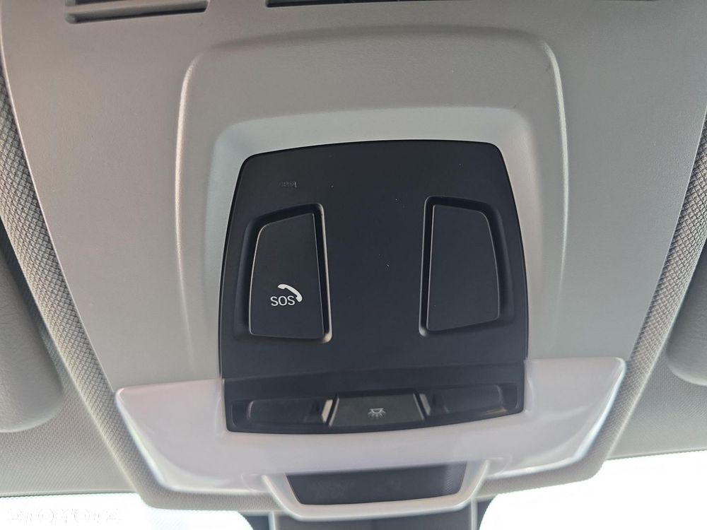 BMW X1 sDrive16d Advantage - 23