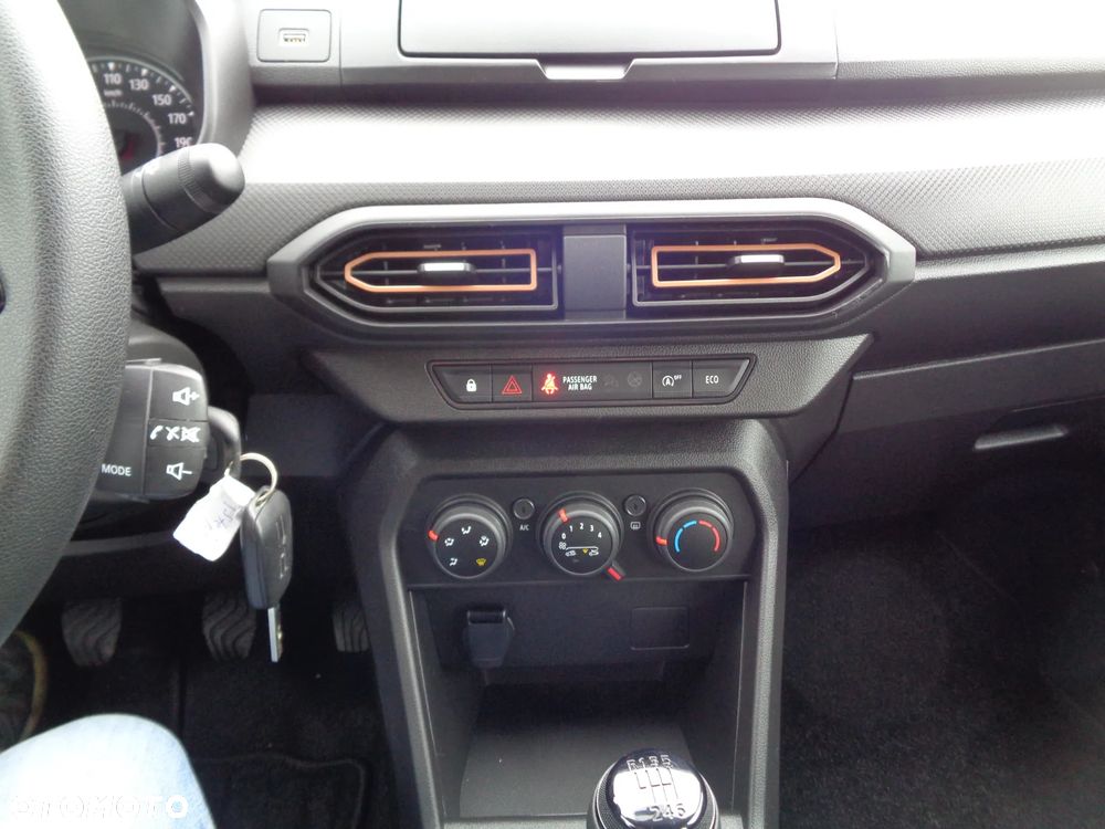 Dacia Sandero Stepway - 12