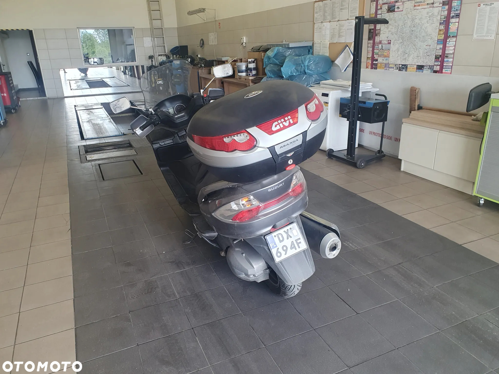 Suzuki Burgman - 6