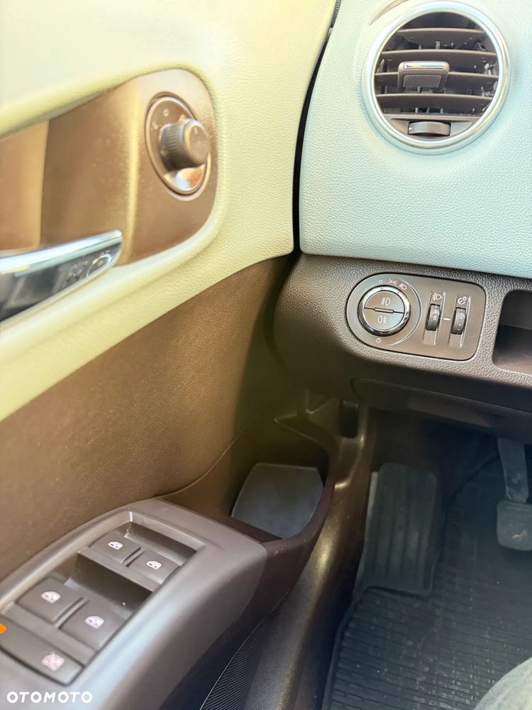 Opel Meriva 1.4 T Cosmo - 27