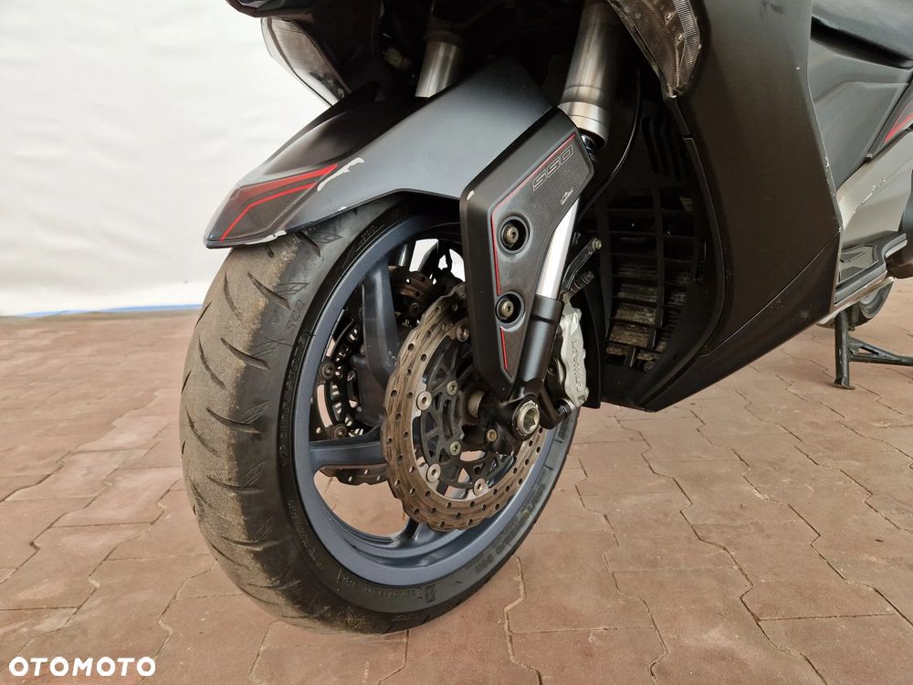 Kymco AK 550 - 22