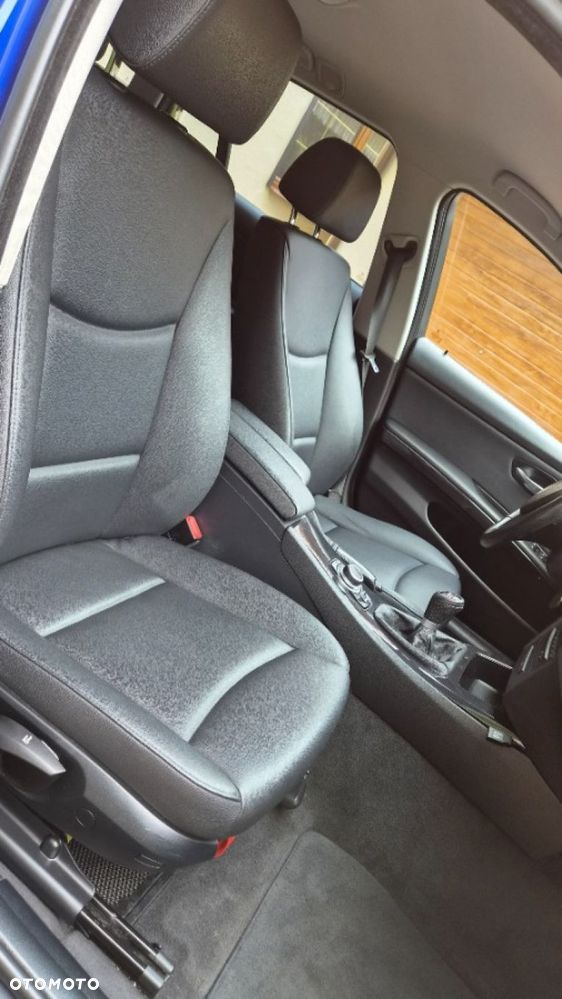 BMW Seria 3 - 23