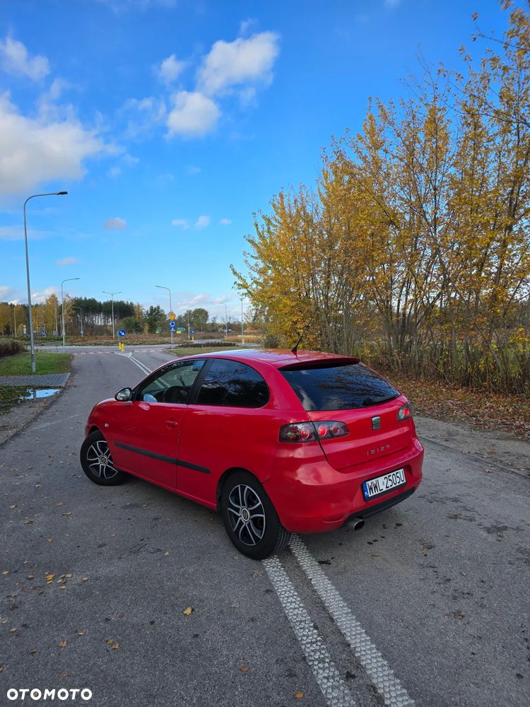 Seat Ibiza SC 1.6 16V Sport - 5