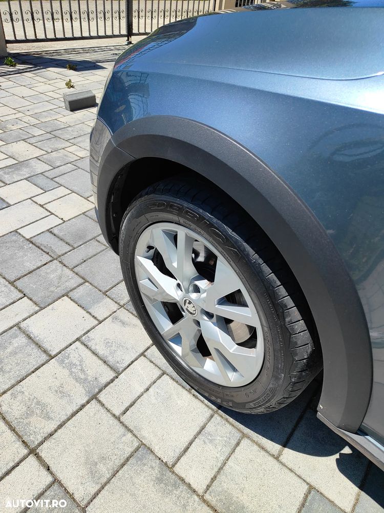 Skoda Octavia 2.0 TDI 4x4 DSG Scout - 3