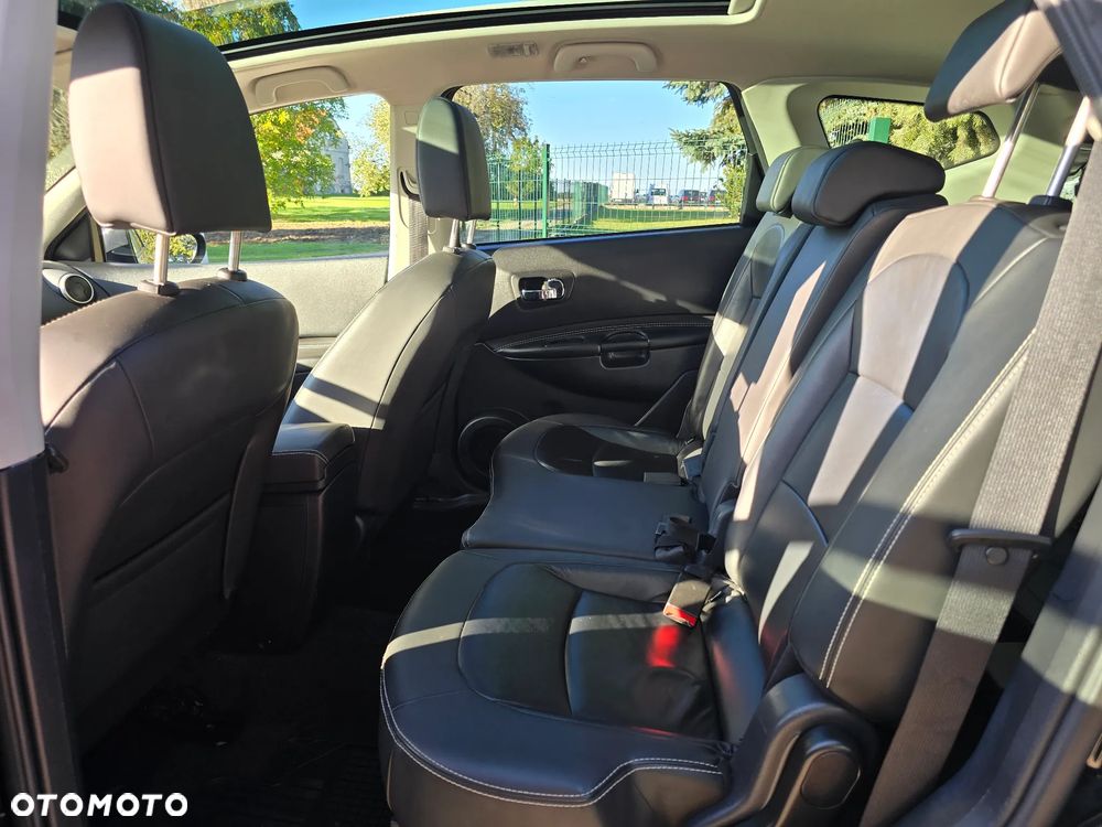 Nissan Qashqai+2 - 16