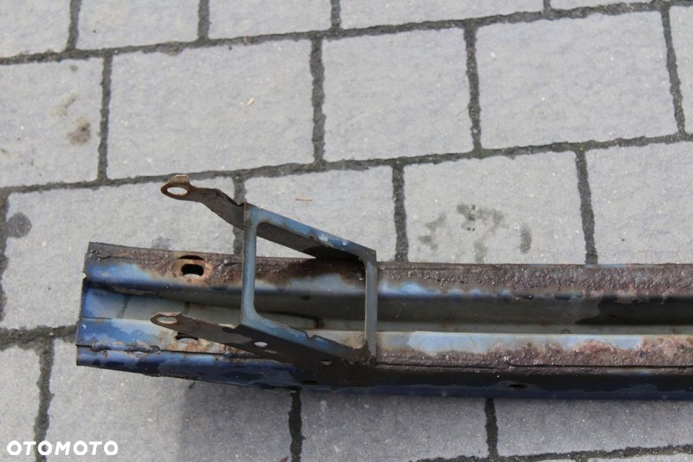 BELKA POD ZDERZAK ZDERZAKA PRZÓD COROLLA E12 - 10