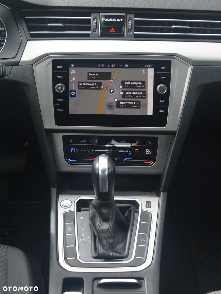 Volkswagen Passat 1.5 TSI EVO Essence DSG - 15