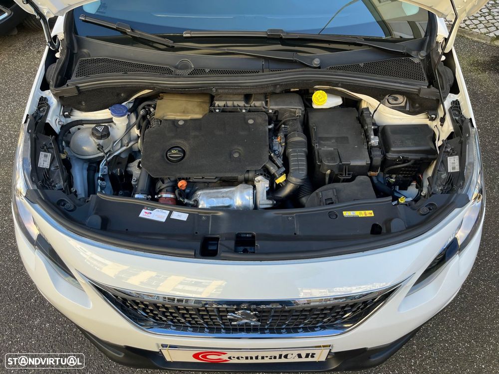 Peugeot 2008 1.5 BlueHDi Signature - 55