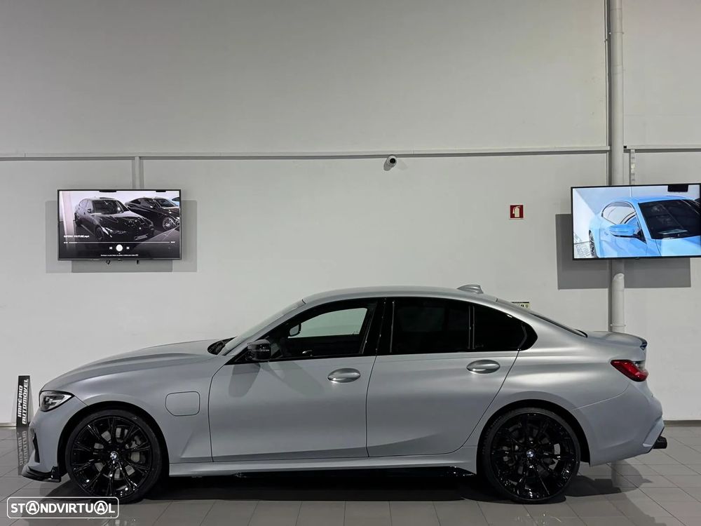 BMW 330 e Pack M Auto - 9