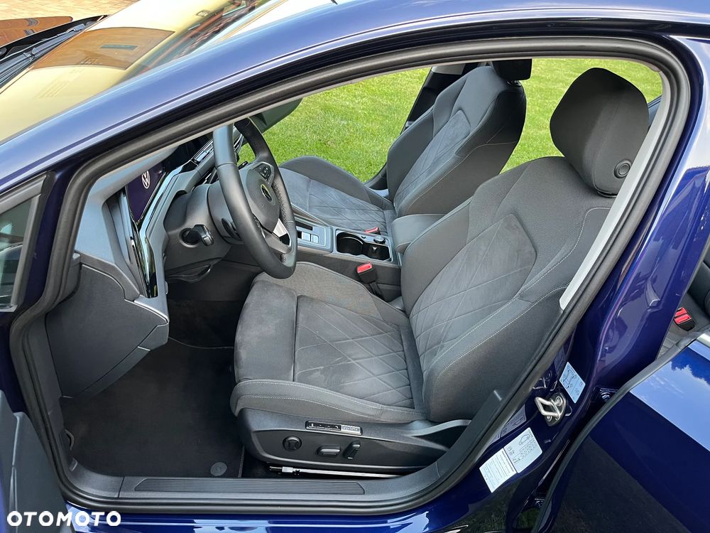 Volkswagen Golf - 26