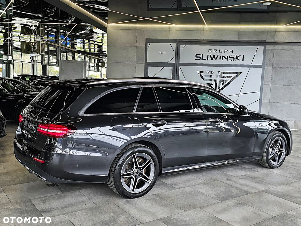 Mercedes-Benz Klasa E 300 de 4Matic 9G-TRONIC AMG Line - 9