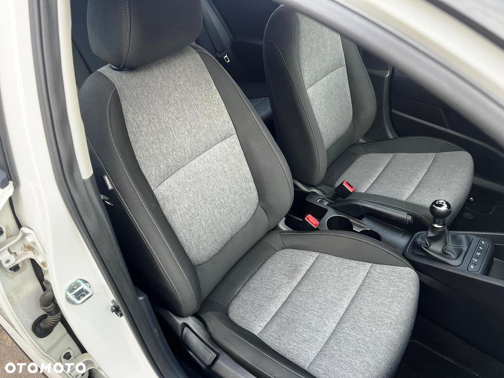 Kia Stonic 1.2 Spirit - 13