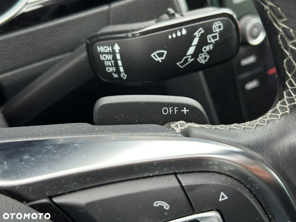 Volkswagen Passat - 16