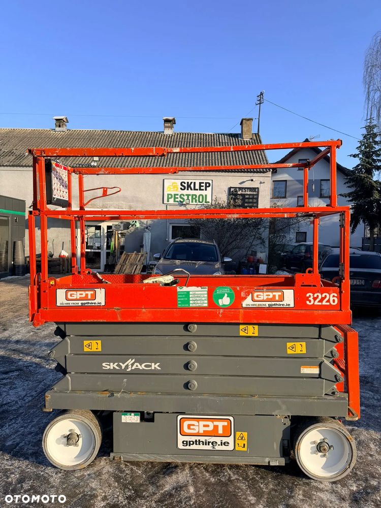 Skyjack 3226 - 9
