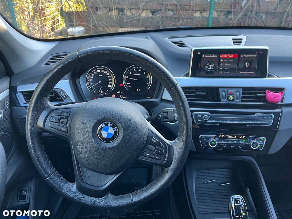 BMW X1 sDrive18i - 8